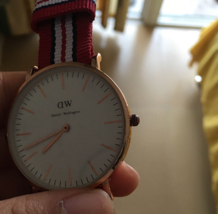 dw玫瑰金手表会掉色吗?怎么防止手表褪色(图1) dw玫瑰金手表会掉色吗?怎么防止手表褪色(图1)