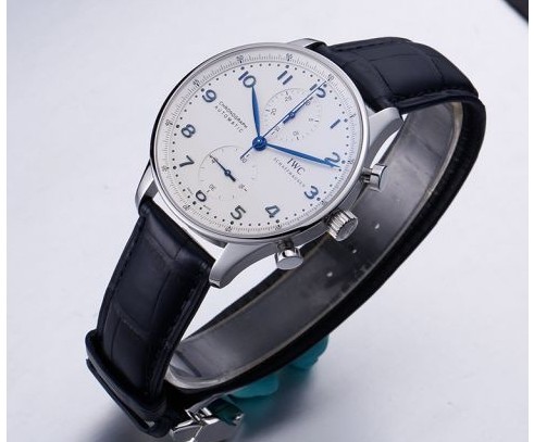 IWC万国表品牌大使周迅参与陆川导演的电影配音(图1)