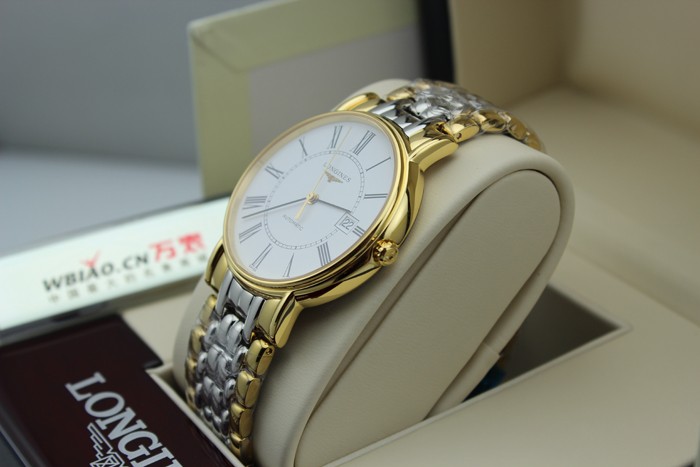 三大轻奢品牌18K镀玫瑰金腕表推荐 高贵、雅致而又温和(图3) 三大轻奢品牌18K镀玫瑰金腕表推荐 高贵、雅致而又温和(图3)