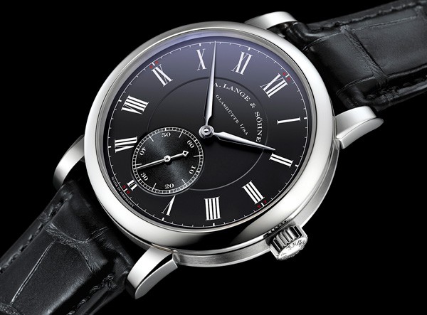 朗格首度推出Richard Lange“Pour le Mérite”18K白金款(图1)