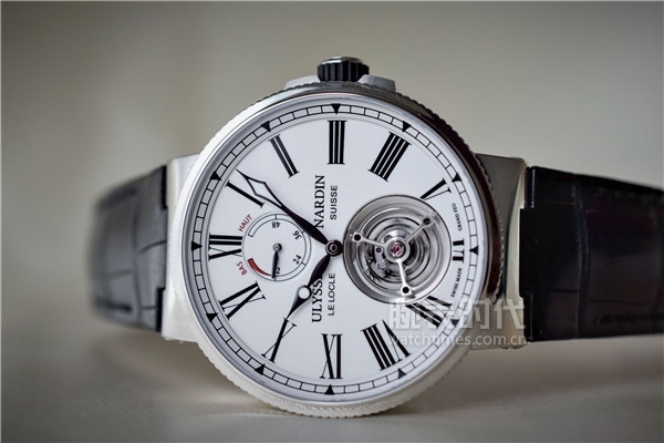 Ulysse-Nardin-Marine-Tourbillon-Grand-Feu-enamel