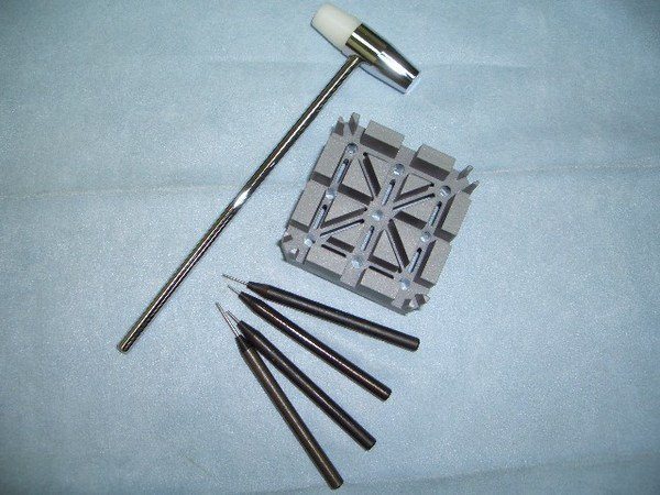 手表带拆卸工具怎么用？拆卸工具使用方法总结(图5)