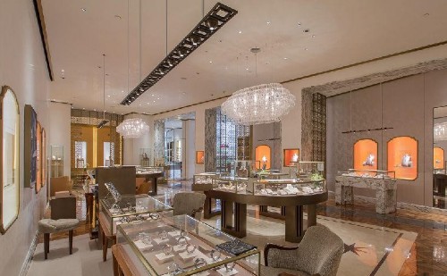 宝格丽上海国金精品店重装开幕 全新风格照亮你的双眼(图1)
