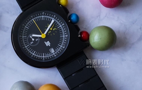 趣味横生的三色球腕表