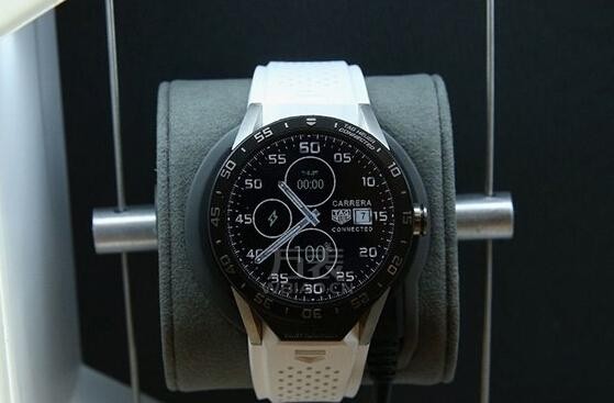 泰格豪雅(TAG Heuer)智能手表 全新Connected智能腕表揭幕(图2)