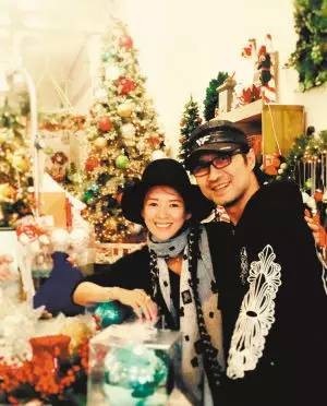 章子怡当妈了,我们还是阻挡不了汪峰上头条了啊(图6) 章子怡当妈了,我们还是阻挡不了汪峰上头条了啊(图6)