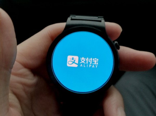 要想享受Apple Pay,你需要一部肾6以上的手机(图11) 要想享受Apple Pay,你需要一部肾6以上的手机(图11)