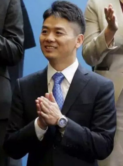 戴手表的刘强东们能拯救IT男的审美吗?一起来看看吧!(图3) 戴手表的刘强东们能拯救IT男的审美吗?一起来看看吧!(图3)