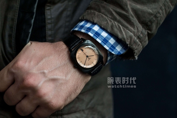 4000多买只限量25枚的枕形表，怎么样？