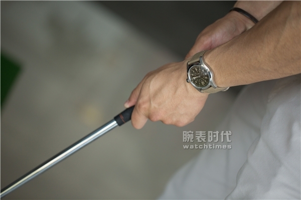 再亲民的汉米尔顿也要看搭配！
