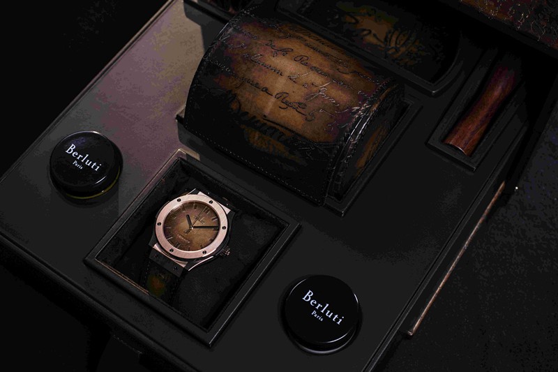 HUBLOT宇舶表2016父亲节倾情力献 给爸爸的爱(图2) HUBLOT宇舶表2016父亲节倾情力献 给爸爸的爱(图2)