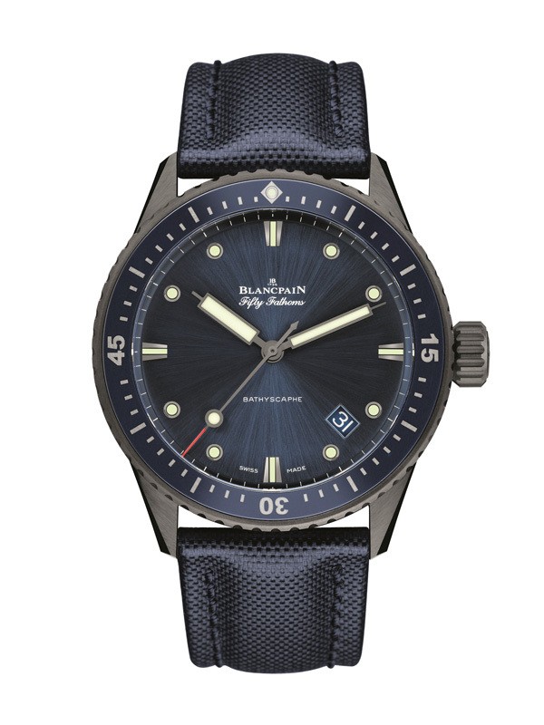 Blancpain宝珀五十噚系列深潜器Bathyscaphe大三针腕表(图3) Blancpain宝珀五十噚系列深潜器Bathyscaphe大三针腕表(图3)