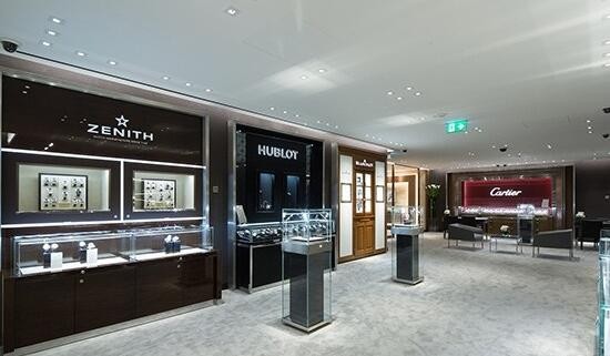 瑞士表行全新牛津街精品店正式揭幕 呈现了一个妙趣横生的数码世界(图2) 瑞士表行全新牛津街精品店正式揭幕 呈现了一个妙趣横生的数码世界(图2)