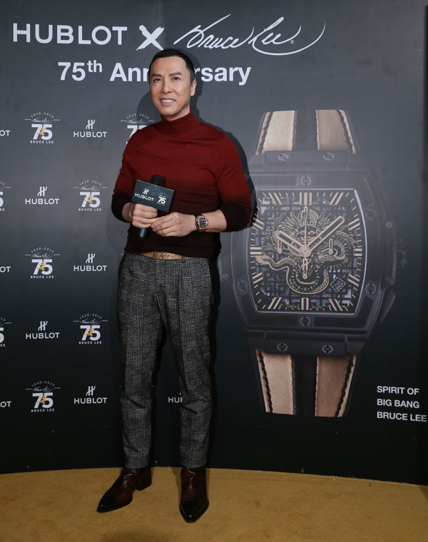 宇舶表推出李小龙75诞辰周年纪念腕表 纪念李小龙传奇的一生(图3) 宇舶表推出李小龙75诞辰周年纪念腕表 纪念李小龙传奇的一生(图3)