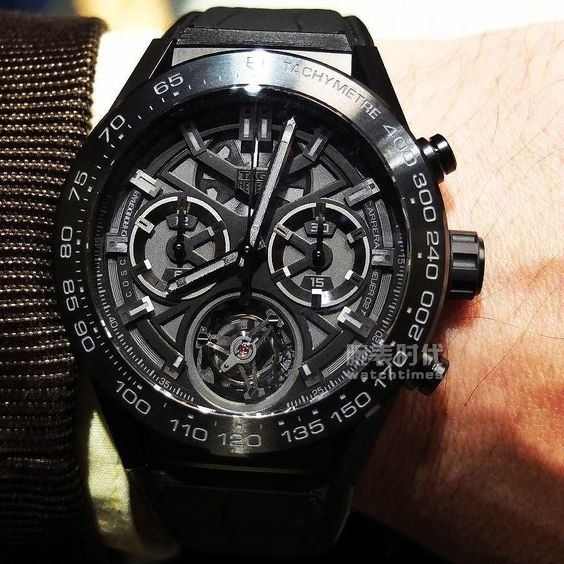 泰格豪雅为数不多的陀飞轮，基本上都给了Heuer-02T！