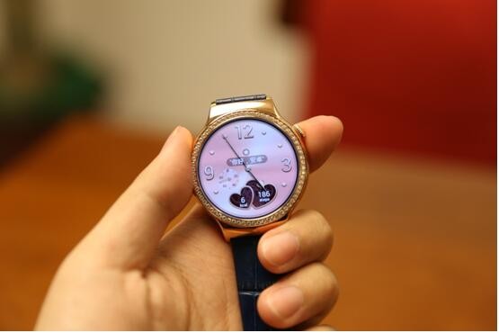 HUAWEI WATCH选购必知 通话体验也很关键(图6)