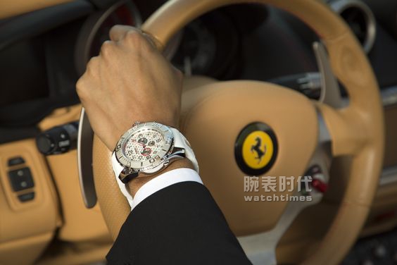男士戴多大表盘最佳？你知道吗？(图1)