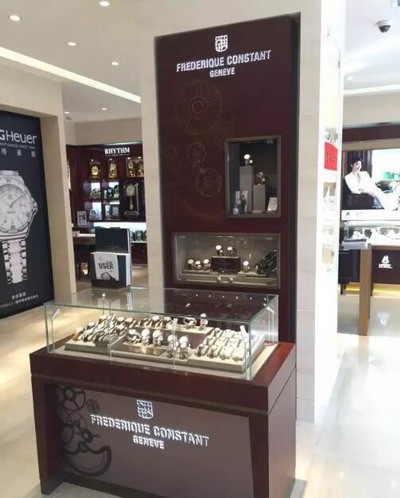 2016年亨得利集团旗下新宇三宝“上海钟表商店”新装正式完成(图14)