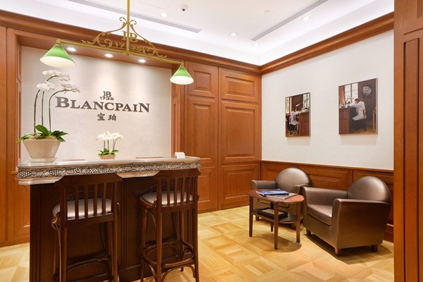 Blancpain宝珀在澳门盛大开启全新精品专卖店(图7) Blancpain宝珀在澳门盛大开启全新精品专卖店(图7)