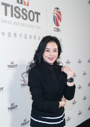 天梭表获选CBA联赛官方计时 与篮球运动的荣耀时刻(图3) 天梭表获选CBA联赛官方计时 与篮球运动的荣耀时刻(图3)