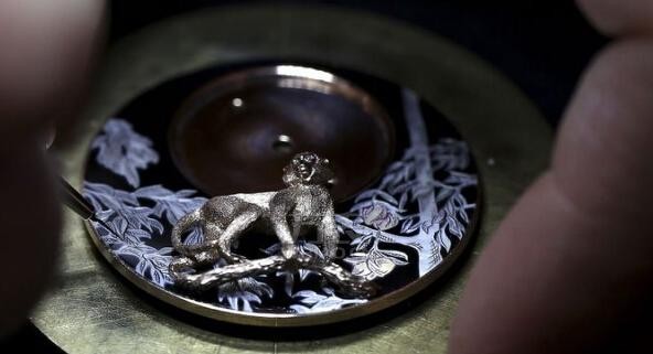 雅克德罗腕表怎么样?微绘猕猴时分小针盘(图7) 雅克德罗腕表怎么样?微绘猕猴时分小针盘(图7)