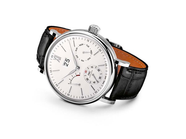 IWC万国打造兼具功能性与优雅、简约外观设计的腕表(图6)