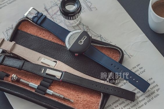 在亲民表中，它的设计甩出大牌几条街！(图10)