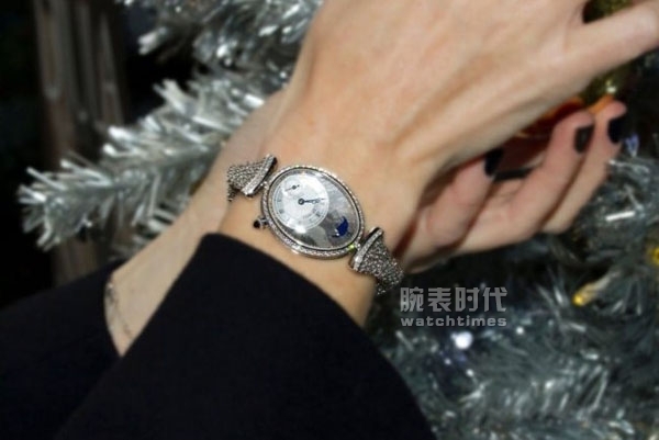 每个女人都想要一块那不勒斯(图4)
