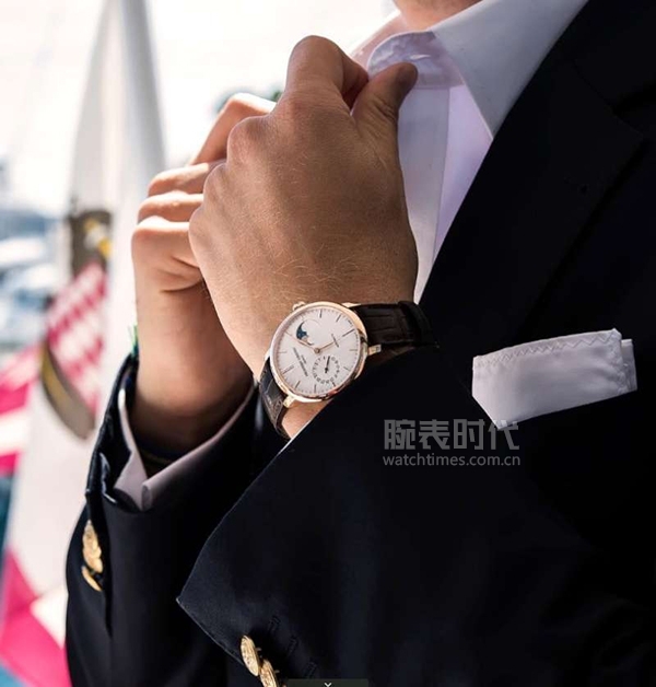 2万元的康斯登正装月相，双十二的备选项？(图2)