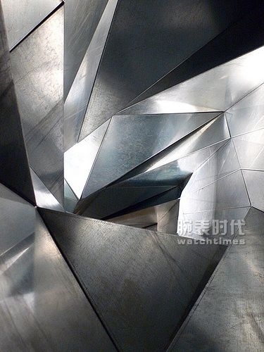 腕表你只认白金？百年前，白银也是贵金属！(图1)